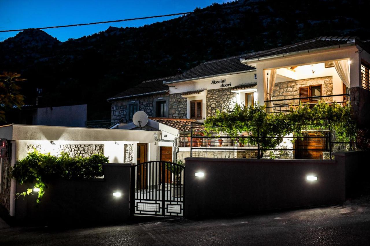 Holiday Home Skevini Dvori Starigrad Paklenica Exterior photo