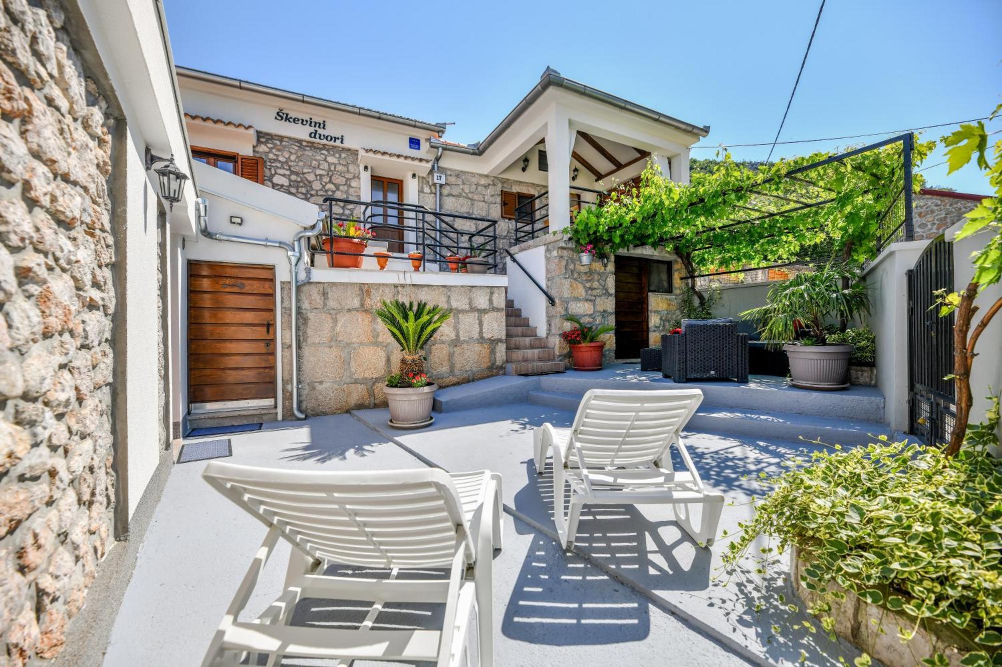 Holiday Home Skevini Dvori Starigrad Paklenica Exterior photo