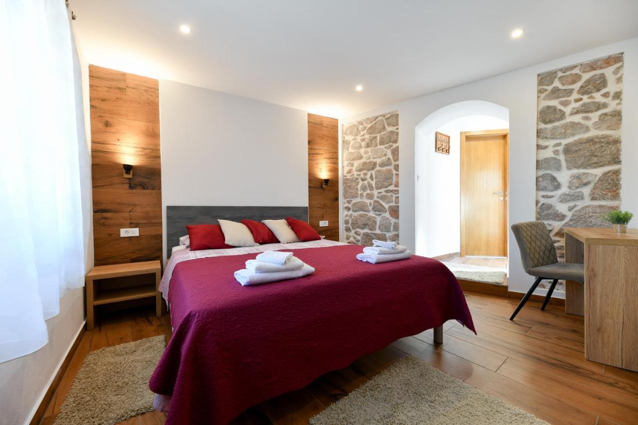 Holiday Home Skevini Dvori Starigrad Paklenica Exterior photo